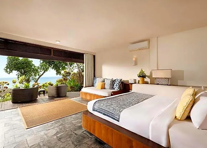 Precious Front 5 Bedroom Private Pool Villa Antasari